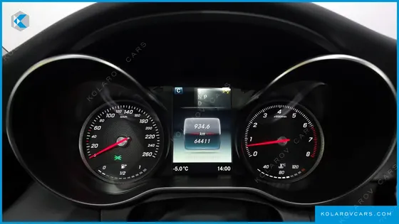 MERCEDES C-CLASS C200 AVANTGARDE