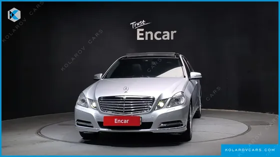 MERCEDES E-CLASS E300 ELEGANCE