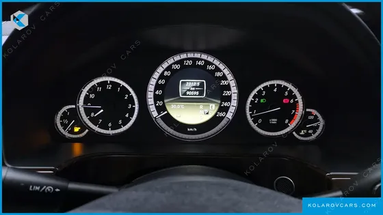 MERCEDES E-CLASS E200 CGI