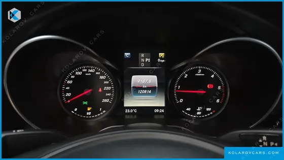 MERCEDES C-CLASS C220 D AVANTGARDE