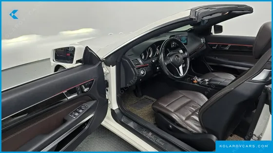 MERCEDES E-CLASS E200 CABRIOLET