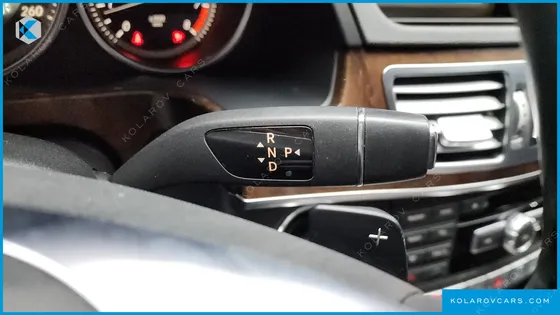 MERCEDES E-CLASS E200 ELEGANCE