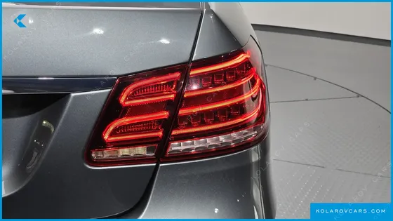 MERCEDES E-CLASS E300 AVANGARD