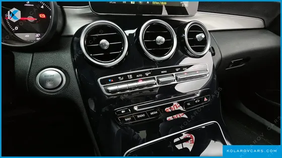 MERCEDES C-CLASS C220 D AVANTGARDE