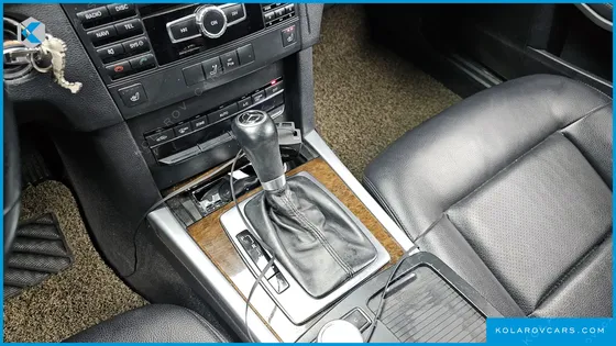 MERCEDES E-CLASS E200 CGI