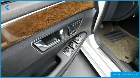 MERCEDES E-CLASS E200 CGI