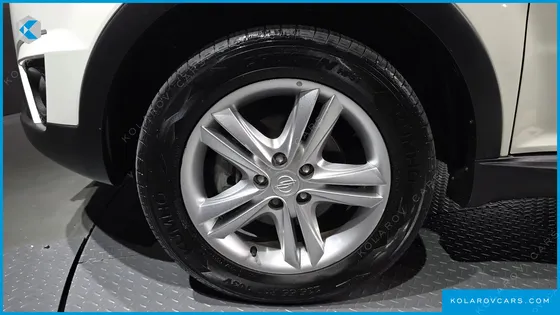 KGM - SSANGYONG KORANDO 2.0 CVS 2WD