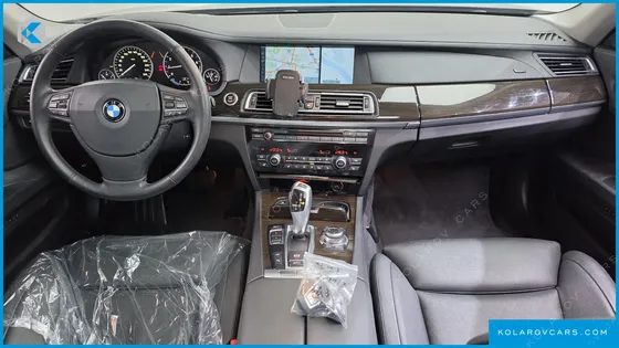 BMW 7 SERIES 740I