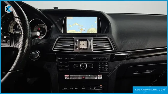 MERCEDES E-CLASS E200 CABRIOLET