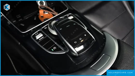 MERCEDES C-CLASS C220 D AVANTGARDE