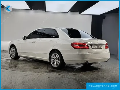 MERCEDES E-CLASS E300 AVANGARD