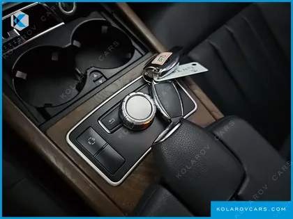 MERCEDES E-CLASS E300 AVANGARD