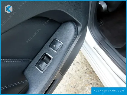 MERCEDES E-CLASS E300 4MATIC AVANTGARDE