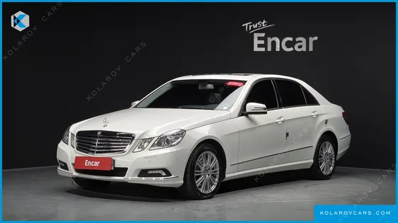 MERCEDES E-CLASS E300 ELEGANCE