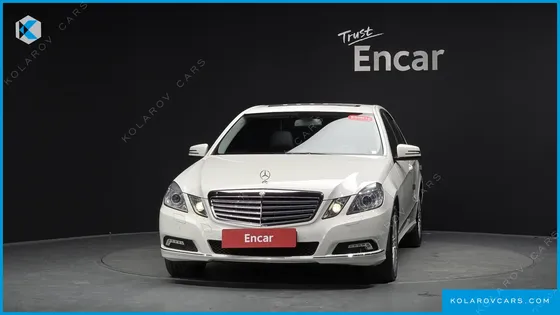 MERCEDES E-CLASS E300 ELEGANCE