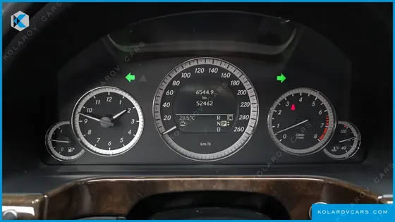 MERCEDES E-CLASS E300 ELEGANCE