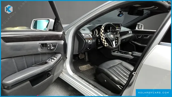MERCEDES E-CLASS E300 4MATIC AVANTGARDE