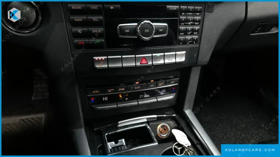 MERCEDES E-CLASS E300 4MATIC AVANTGARDE