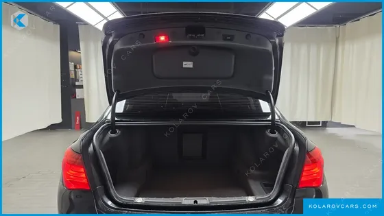 BMW 7 SERIES 750LI