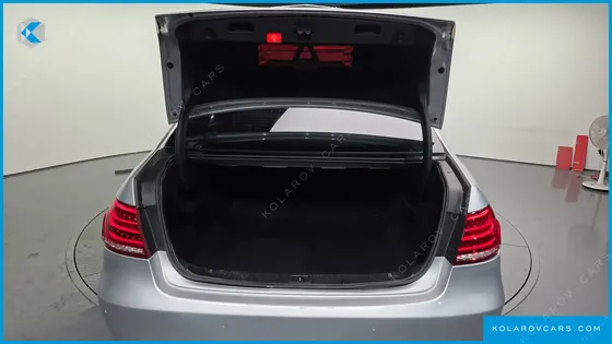 MERCEDES E-CLASS E220 CDI AVANTGARDE
