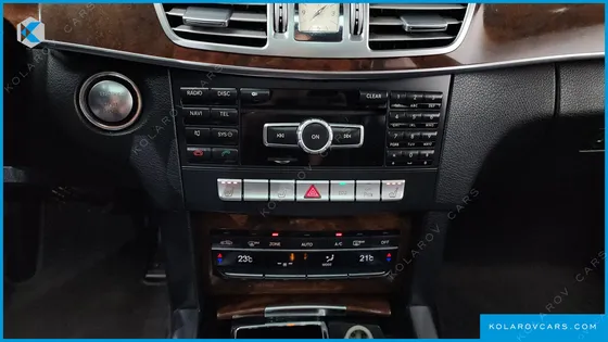MERCEDES E-CLASS E300 ELEGANCE