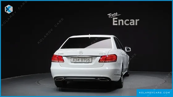 MERCEDES E-CLASS E250 BLUETEC 4MATIC AV