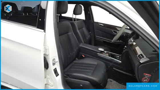 MERCEDES E-CLASS E300 ELEGANCE