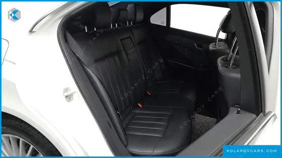 MERCEDES E-CLASS E300 ELEGANCE