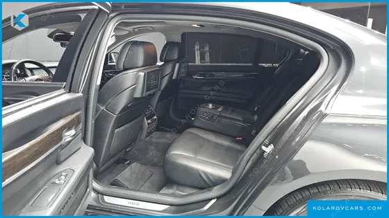 BMW 7 SERIES 750LI