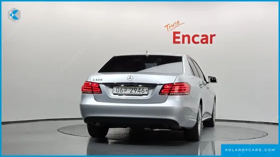 MERCEDES E-CLASS E300 ELEGANCE