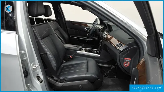 MERCEDES E-CLASS E300 ELEGANCE