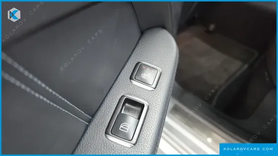 MERCEDES E-CLASS E300 ELEGANCE