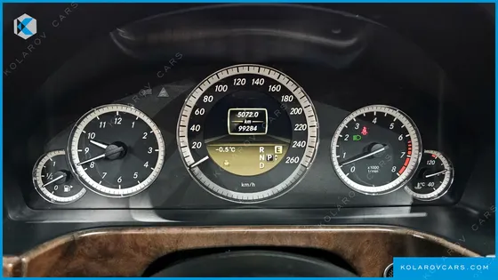 MERCEDES E-CLASS E300 ELEGANCE