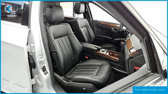 MERCEDES E-CLASS E300 ELEGANCE