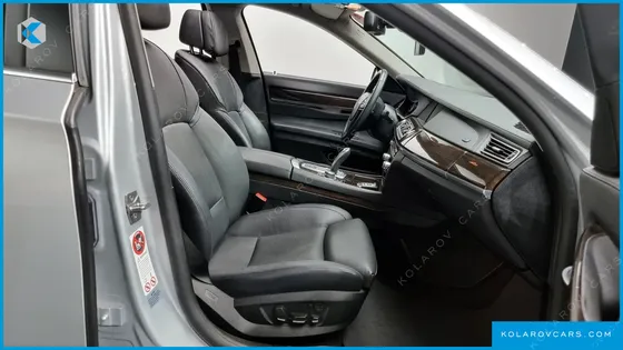 BMW 7 SERIES 740I