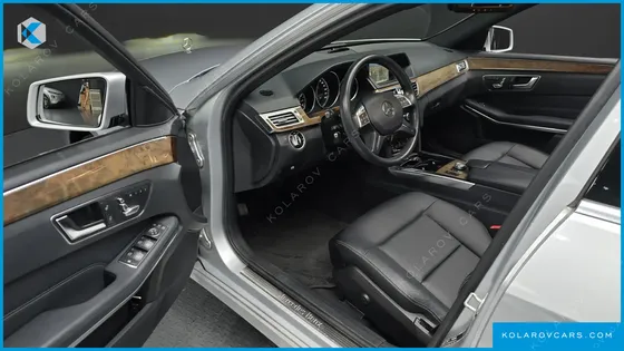 MERCEDES E-CLASS E200 ELEGANCE