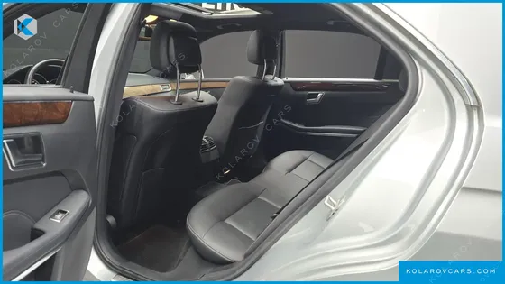 MERCEDES E-CLASS E200 ELEGANCE