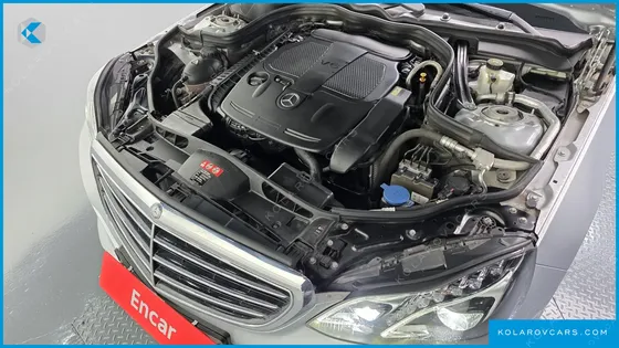 MERCEDES E-CLASS E300 ELEGANCE