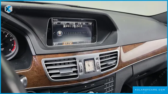 MERCEDES E-CLASS E300 ELEGANCE