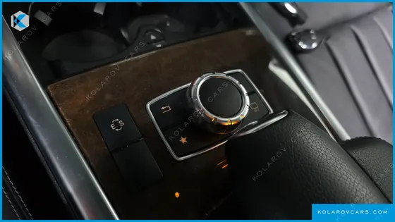 MERCEDES E-CLASS E300 ELEGANCE