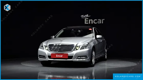 MERCEDES E-CLASS E300 ELEGANCE