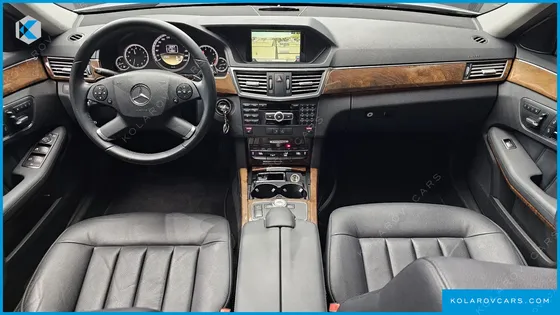 MERCEDES E-CLASS E300 ELEGANCE
