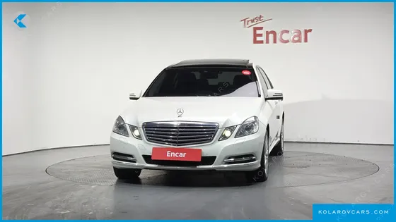 MERCEDES E-CLASS E300 ELEGANCE