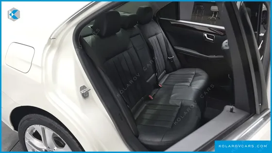 MERCEDES E-CLASS E300 ELEGANCE