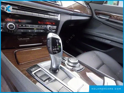 BMW 7 SERIES 740I