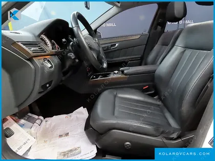 MERCEDES E-CLASS E300 ELEGANCE