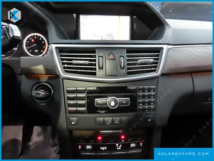 MERCEDES E-CLASS E300 ELEGANCE