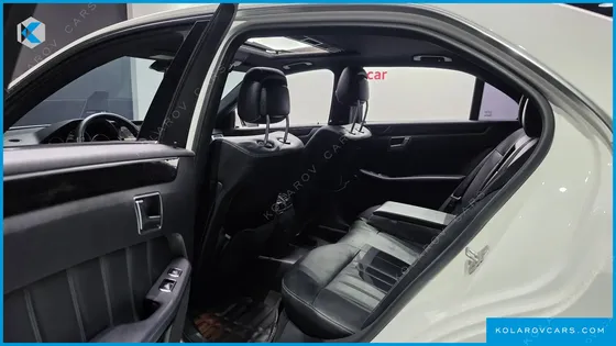 MERCEDES E-CLASS E220 CDI AVANTGARDE