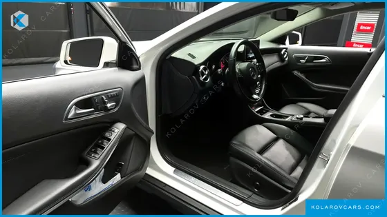 MERCEDES GLA-CLASS GLA220