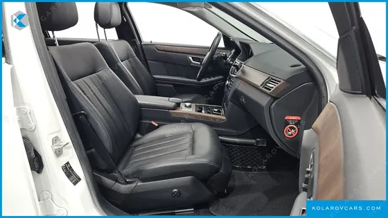 MERCEDES E-CLASS E300 ELEGANCE